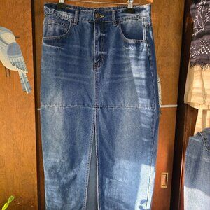Juniors Flying Angel brand Denim Maxi Skirt size 13/31